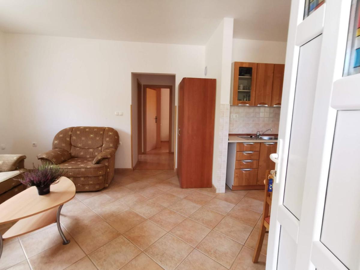 Apartment Dundo in quiet green area Medulin Exterior foto