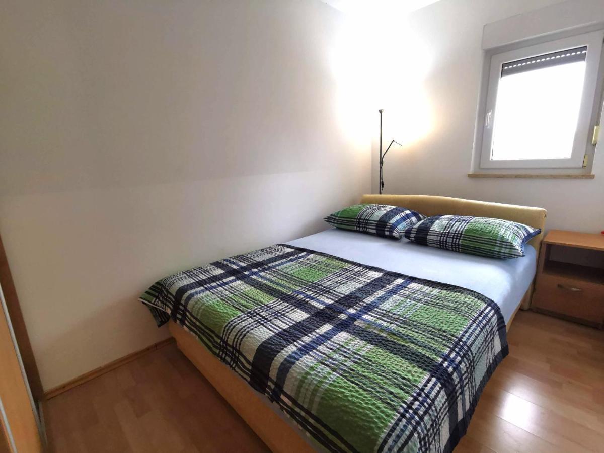 Apartment Dundo in quiet green area Medulin Exterior foto